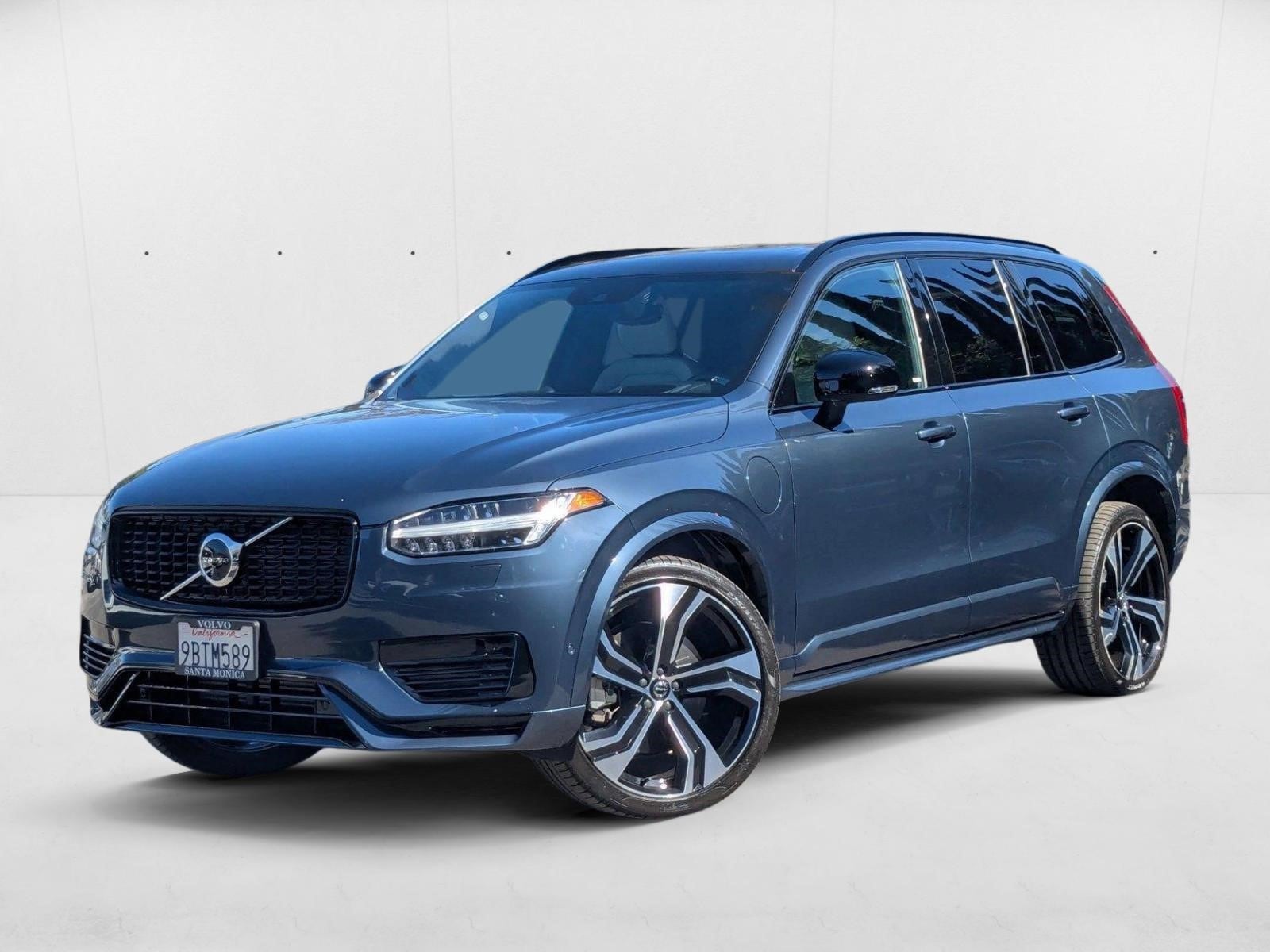 2022 Volvo XC90 Recharge Plug-In Hybrid eAWD R-Design 7 Seater