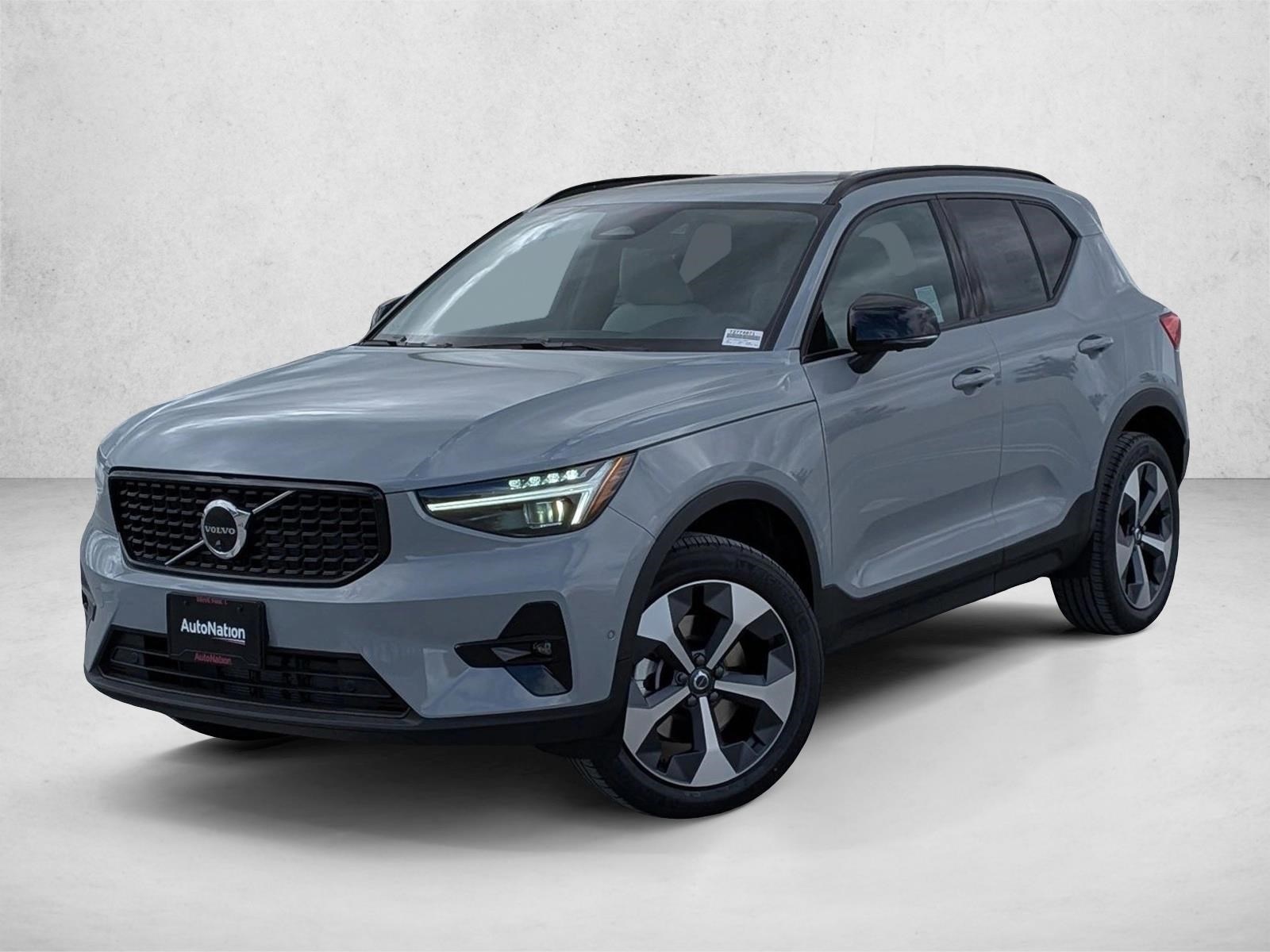 2026 Volvo XC40