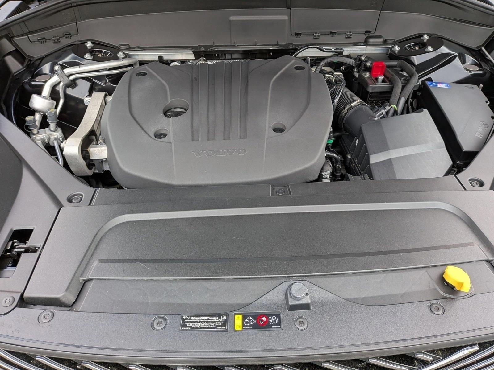 2026 Volvo XC90 Plus - Photo 23