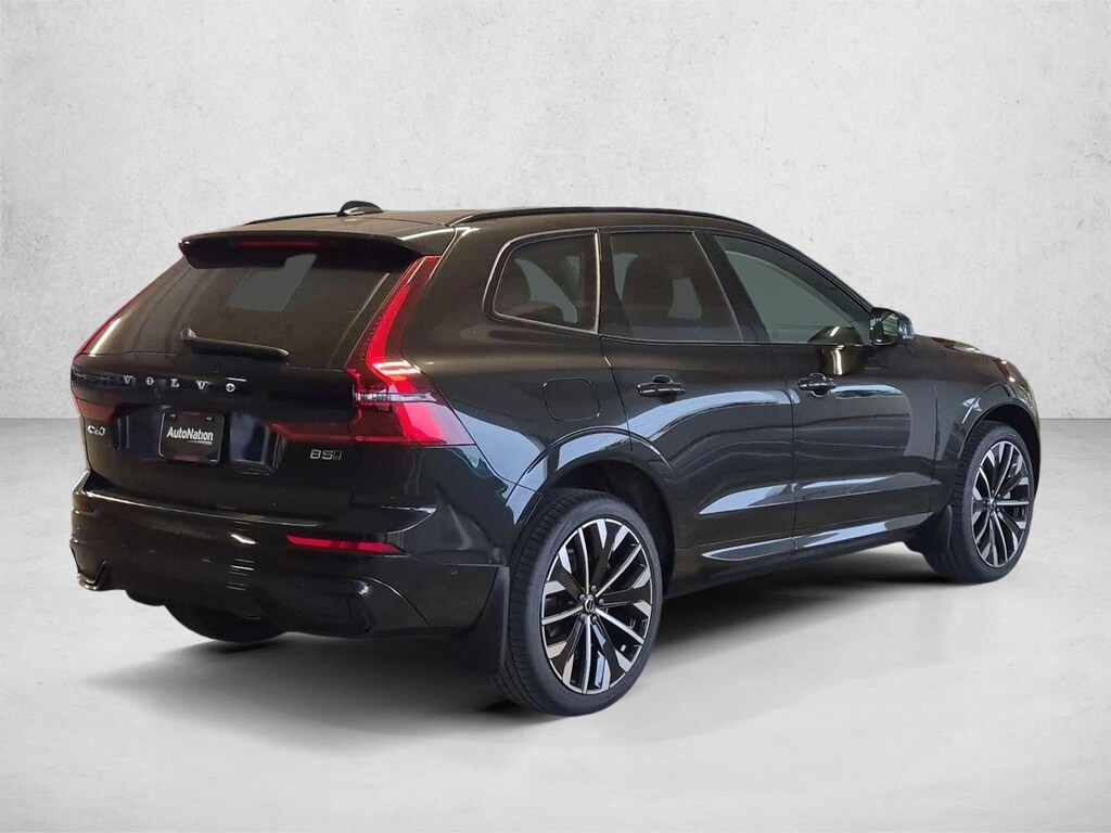 New 2026 Volvo XC60 Ultra SUV