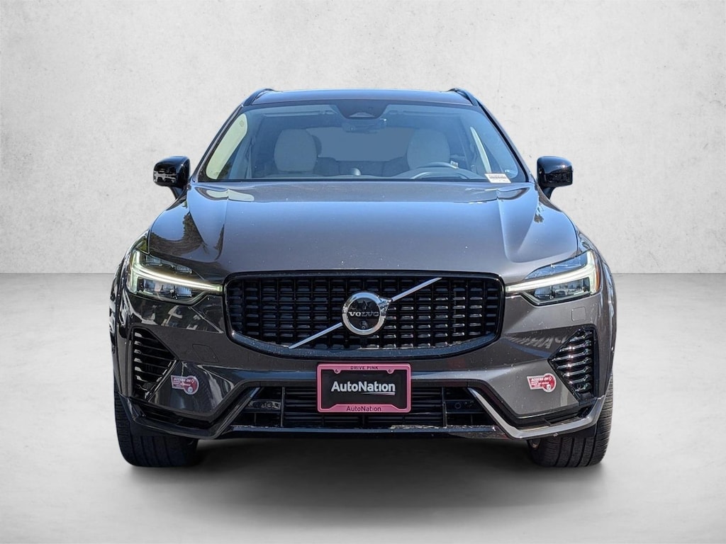 Used 2024 Volvo XC60 plug-in hybrid T8 Ultimate Dark SUV