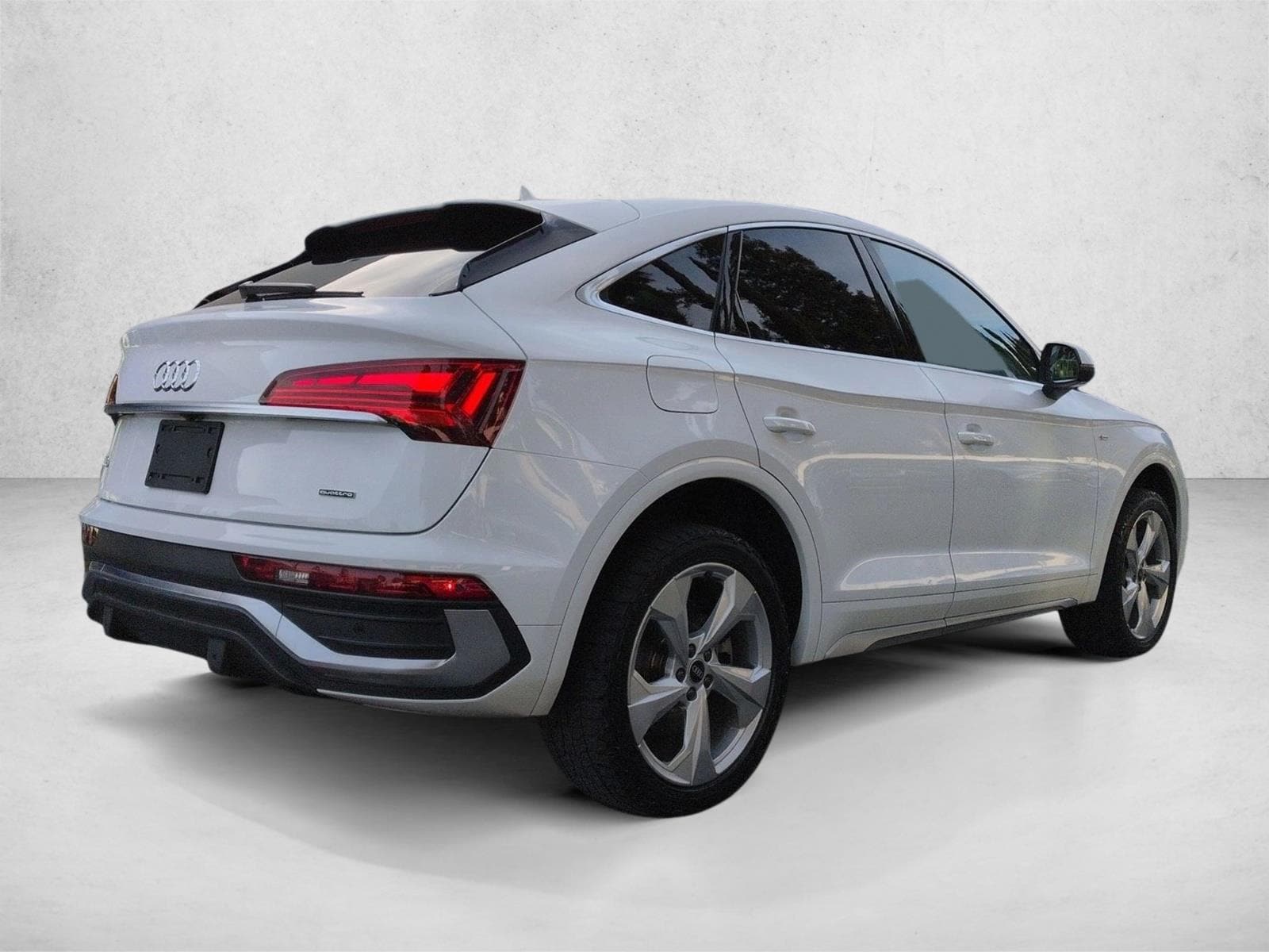 2021 Audi Q5 Sportback 45 Premium photo 4