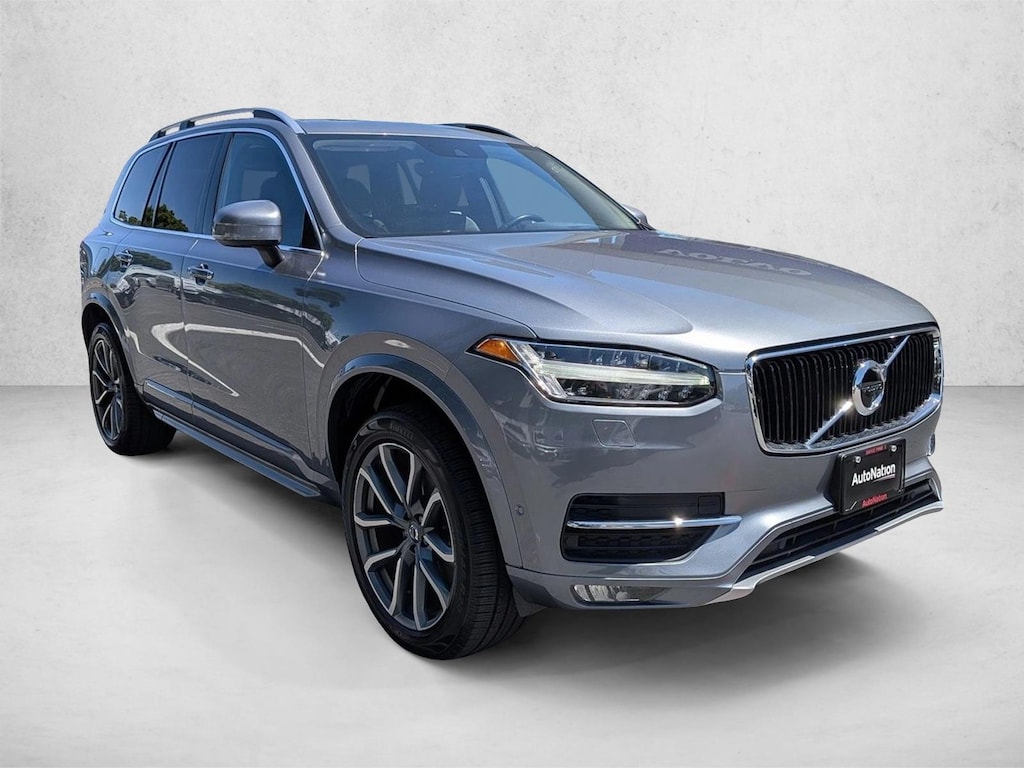 Used 2017 Volvo XC90 T6 AWD Momentum SUV