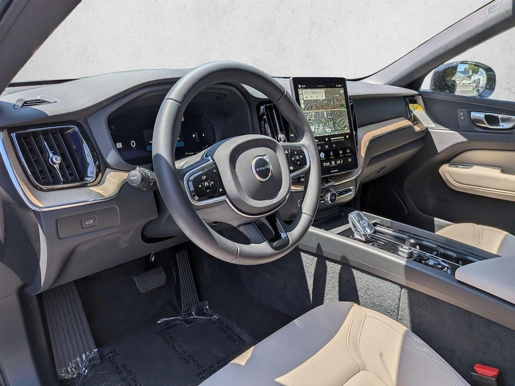 New 2026 Volvo XC60 Core SUV