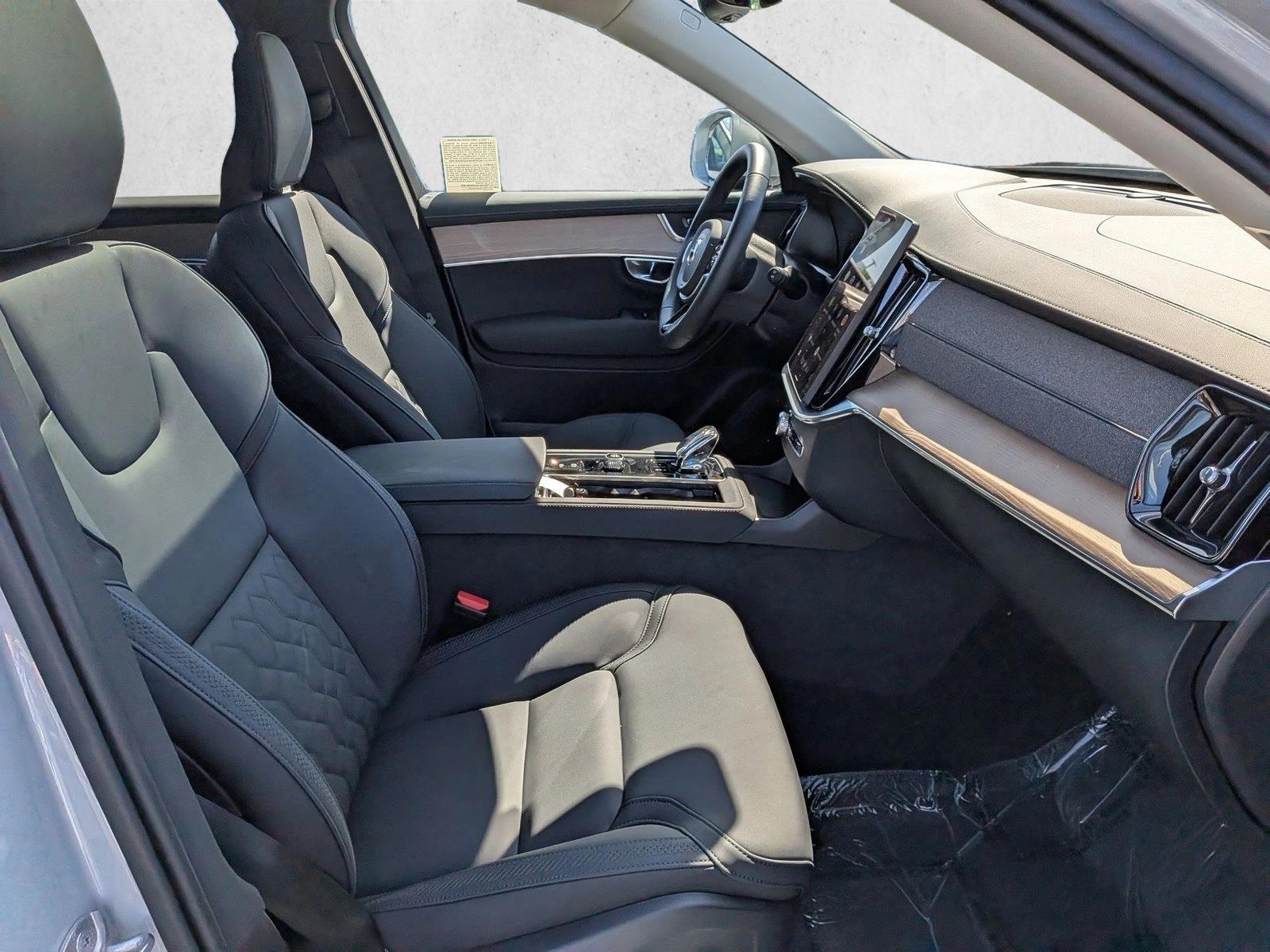 2026 Volvo XC90 Core - Photo 21