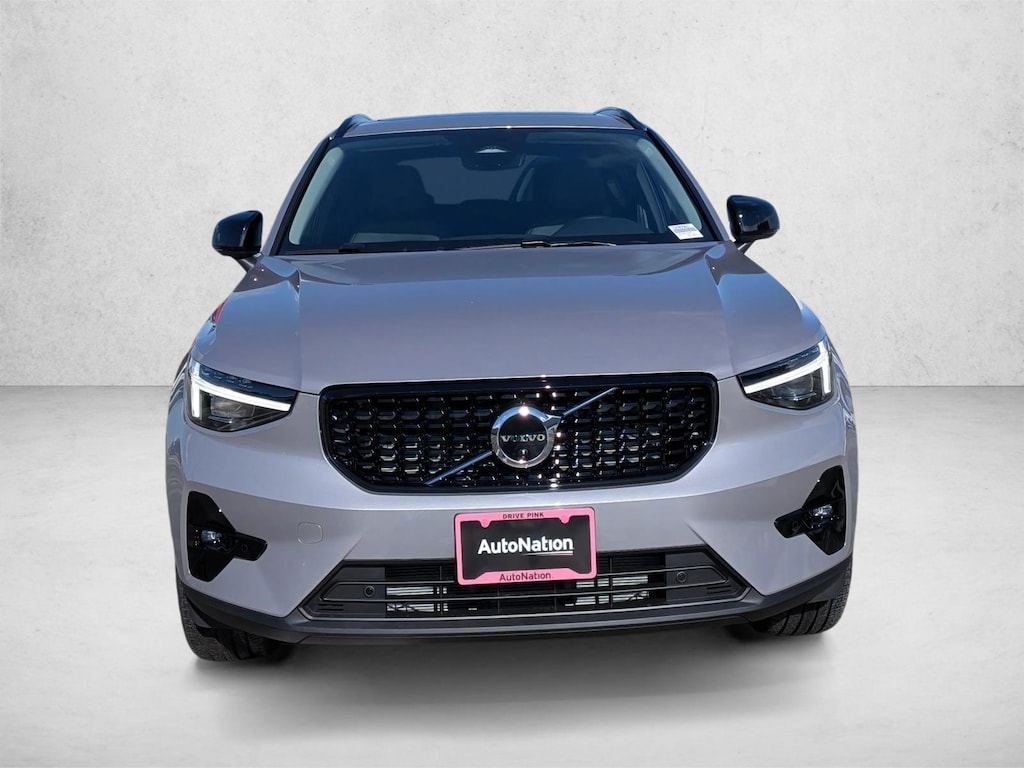 Certified 2026 Volvo XC40 B5 Ultra SUV