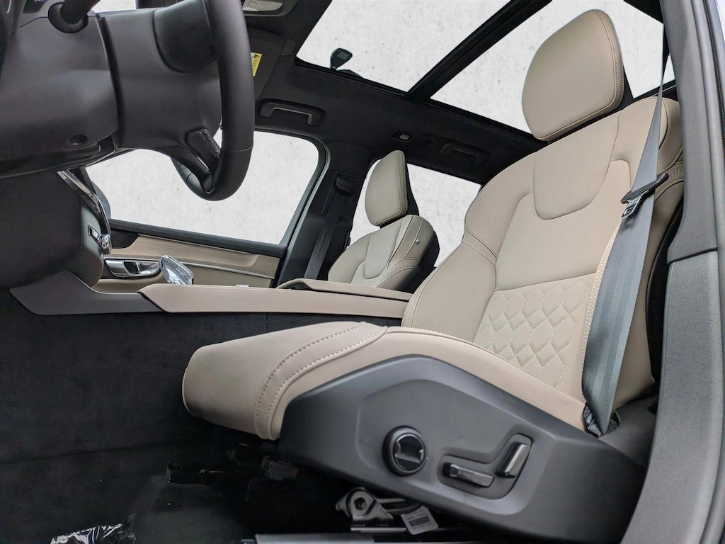 New 2026 Volvo XC90 Plus SUV
