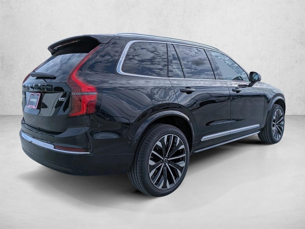 New 2026 Volvo XC90 Plus SUV