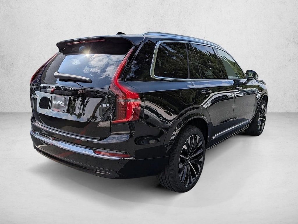 New 2026 Volvo XC90 plug-in hybrid Ultra SUV