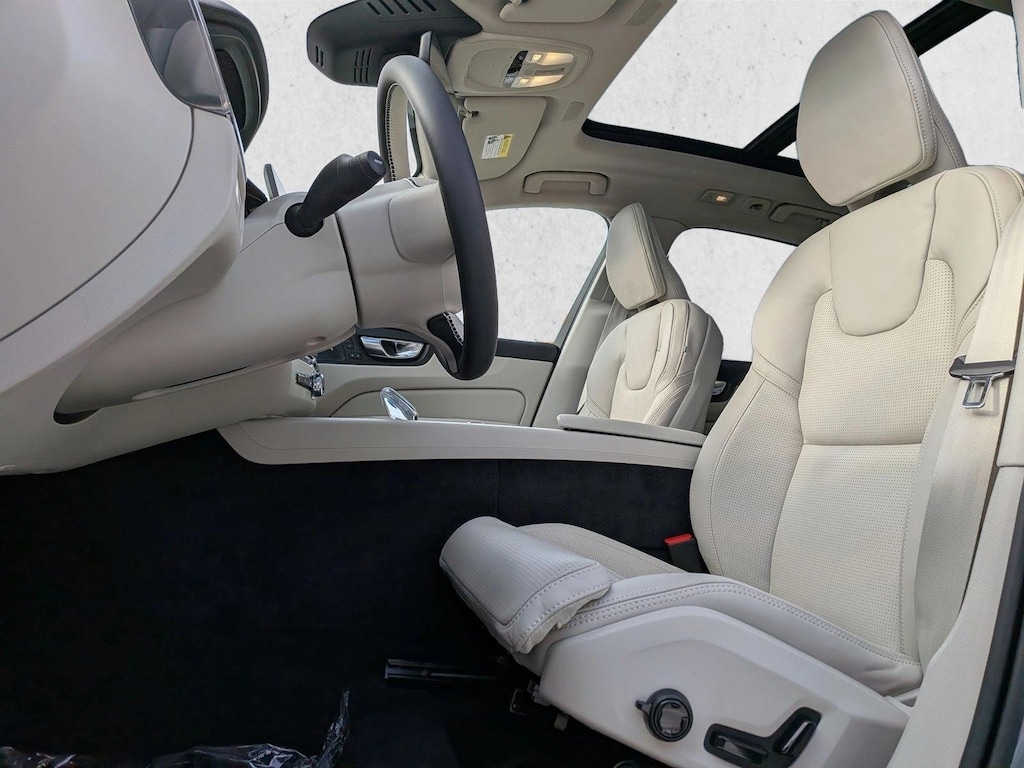 New 2026 Volvo XC60 plug-in hybrid Ultra SUV