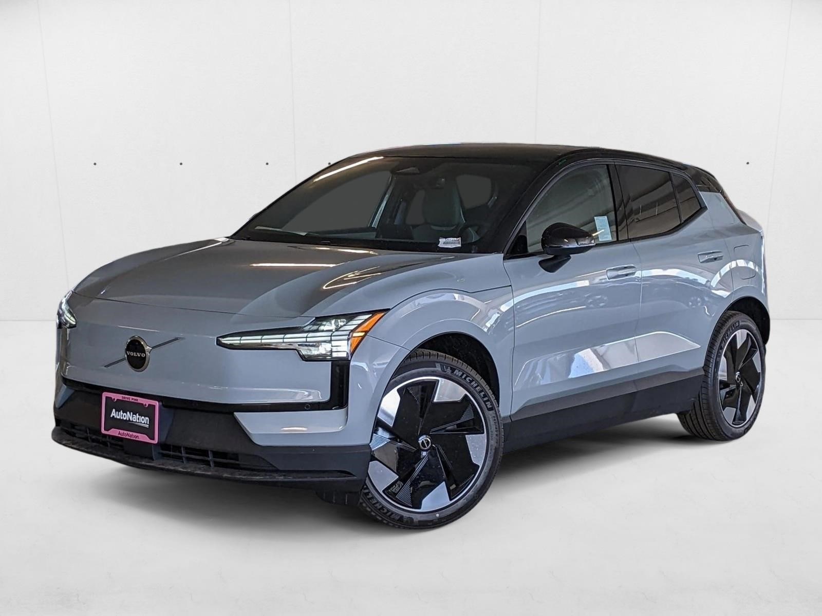 2025 Volvo EX30 Plus