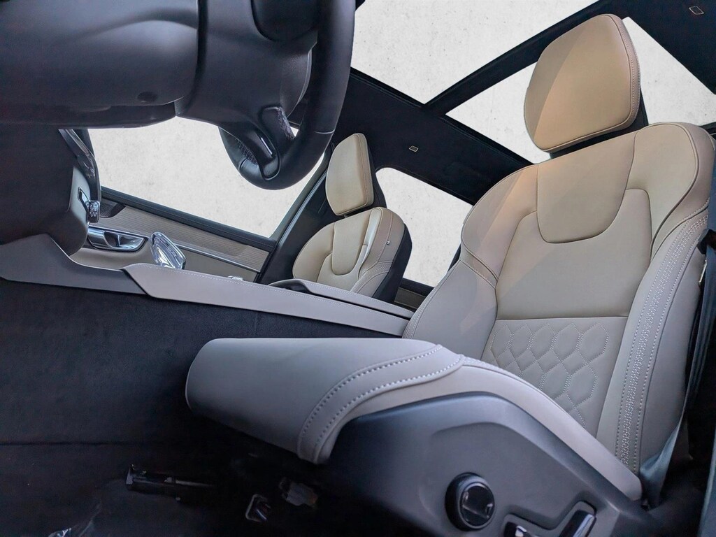 New 2026 Volvo XC90 plug-in hybrid Plus SUV