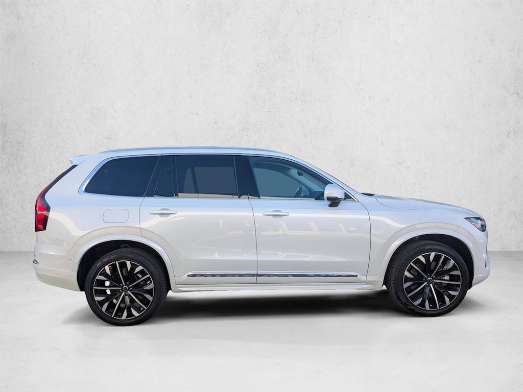 Certified 2025 Volvo XC90 plug-in hybrid T8 (2025.5) Ultra 7-Seater SUV