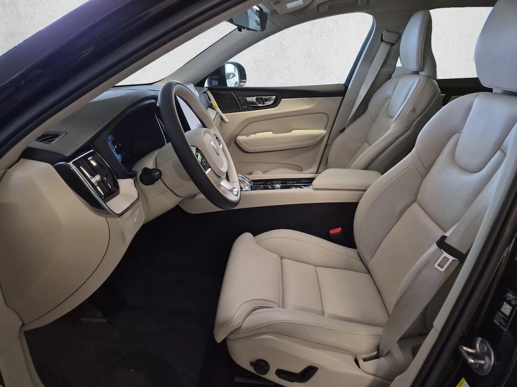 New 2026 Volvo XC60 Ultra SUV