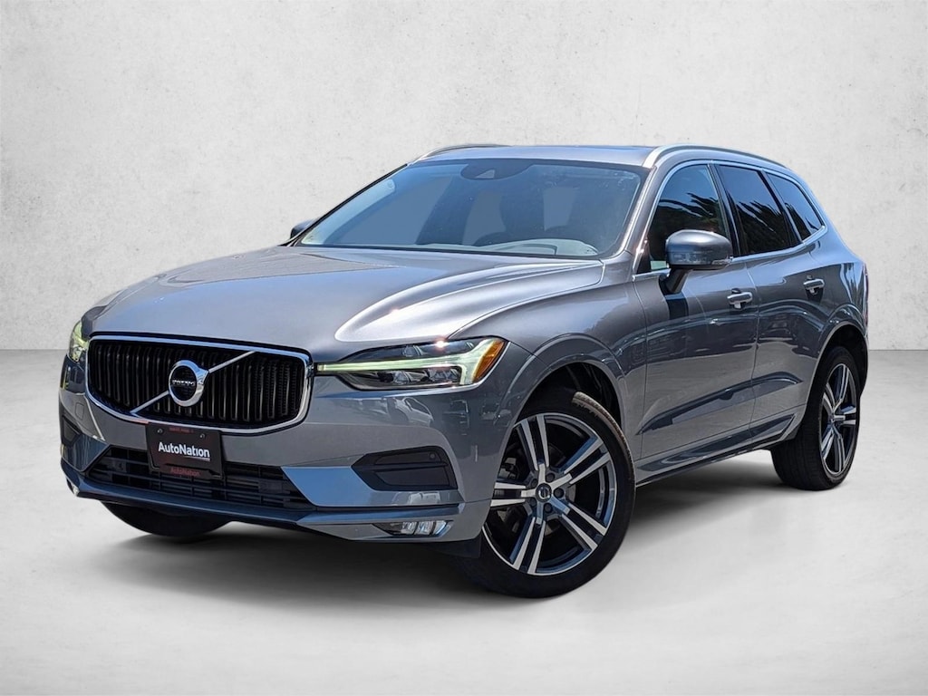 Used 2021 Volvo XC60 T5 Momentum SUV