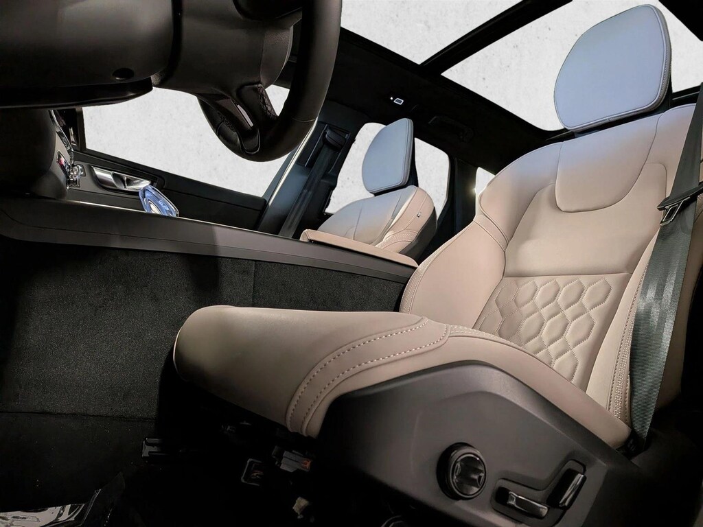 Used 2026 Volvo XC60 B5 Plus SUV
