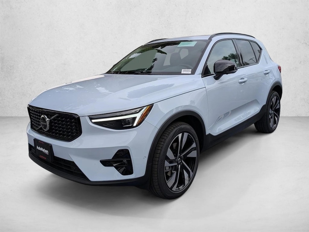 New 2026 Volvo XC40 Plus SUV