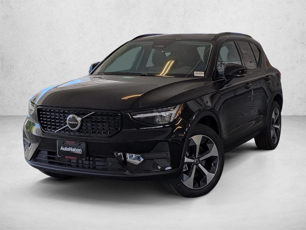 New 2026 Volvo XC40 Core SUV