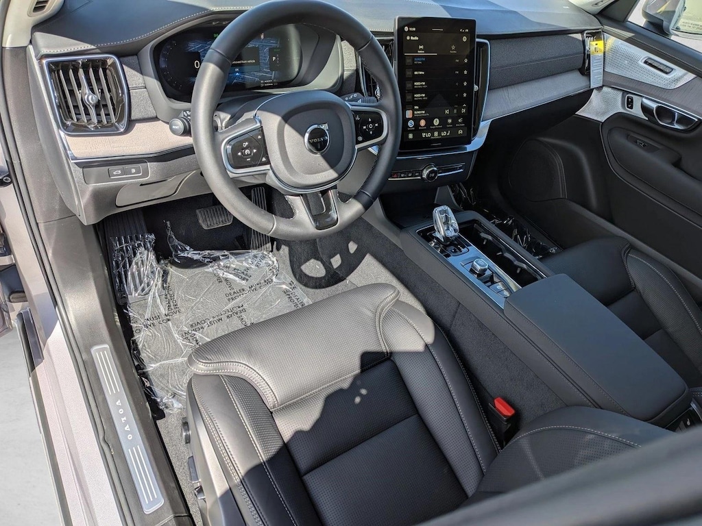 New 2026 Volvo XC90 plug-in hybrid Ultra SUV