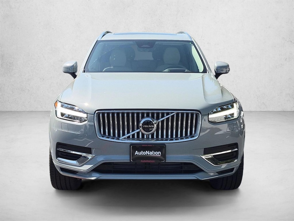 Certified 2025 Volvo XC90 plug-in hybrid T8 Ultra 7-Seater SUV