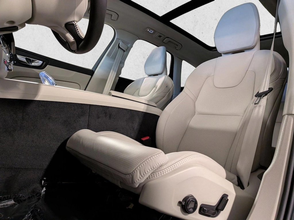 New 2026 Volvo XC60 Ultra SUV