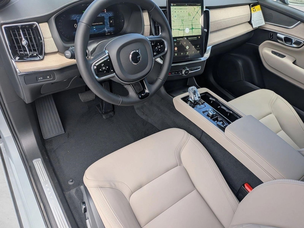 New 2026 Volvo XC90 plug-in hybrid Plus SUV