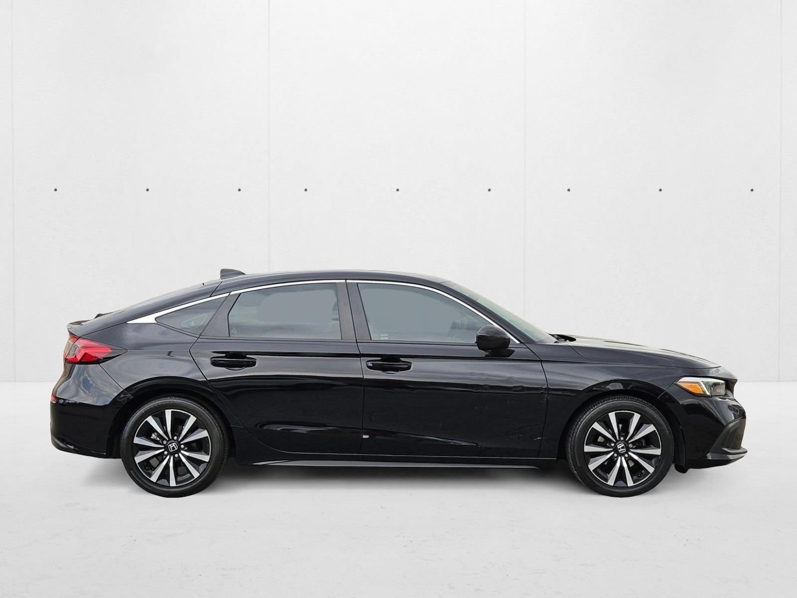 2024 Honda Civic EX-L Hatchback photo 4