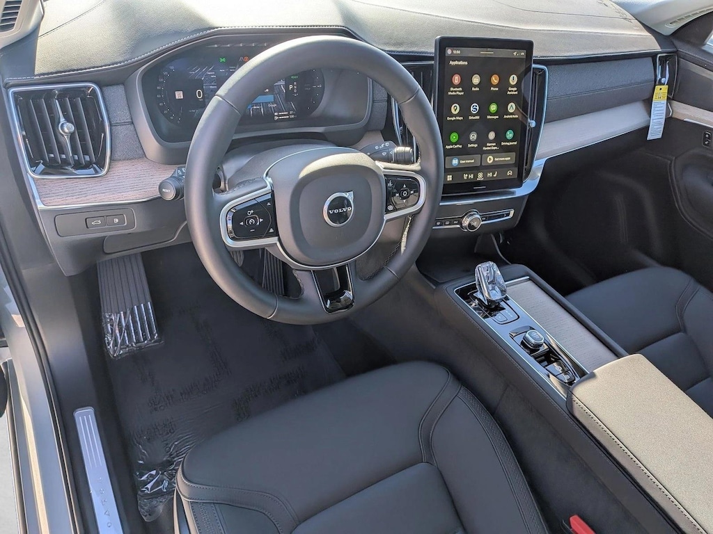 New 2026 Volvo XC90 plug-in hybrid Plus SUV