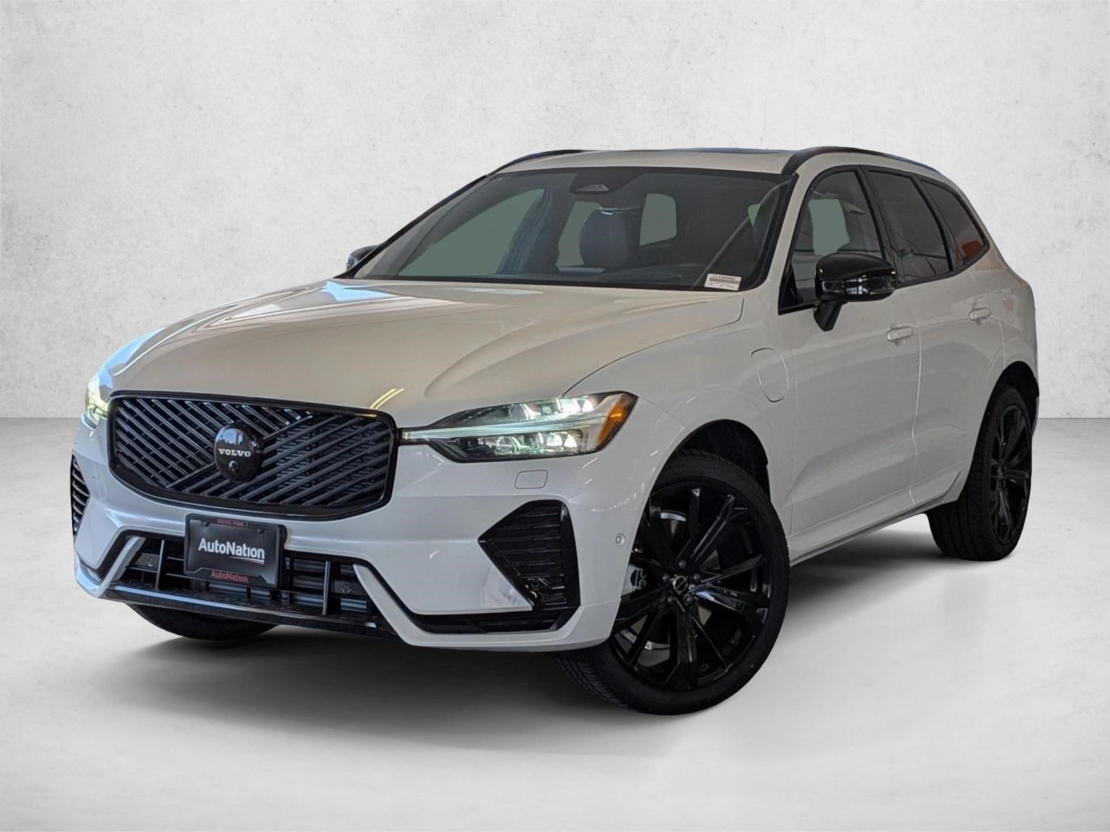 2026 Volvo XC60 Plug-In Hybrid