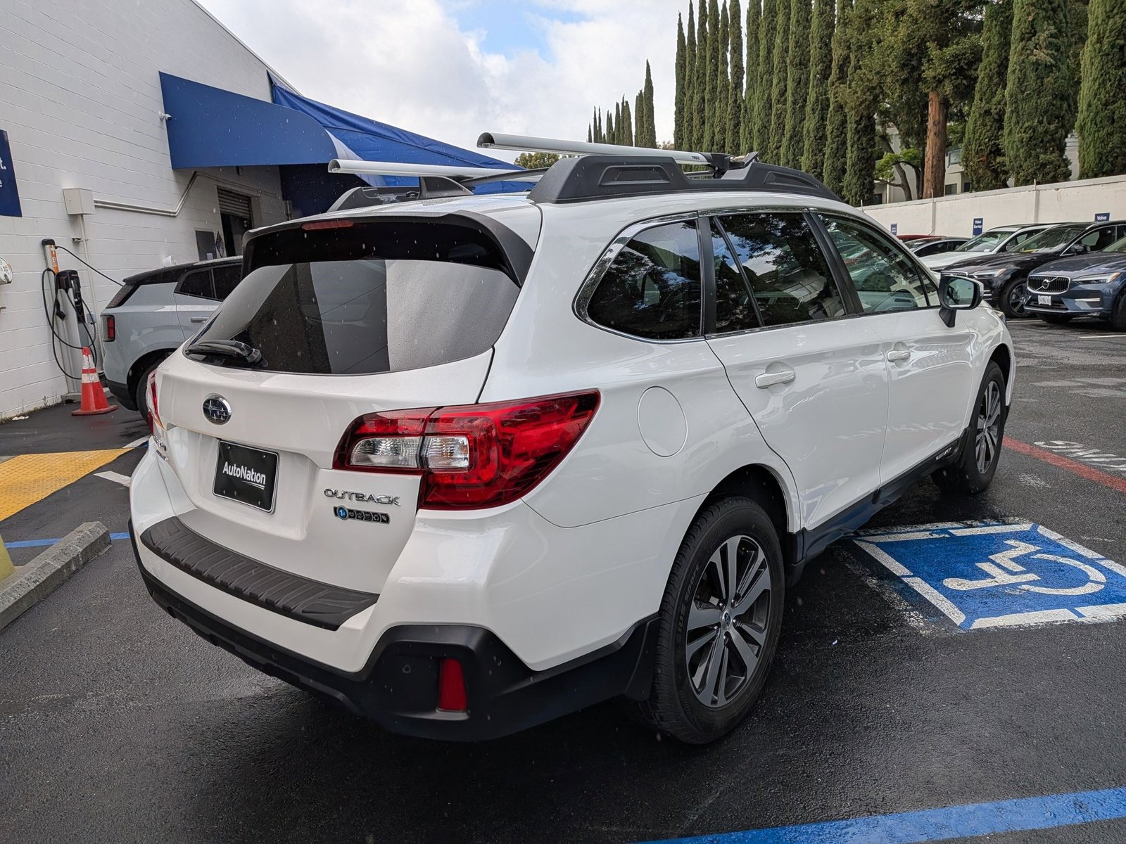 2018 Subaru Outback 2.5i Limited photo 5