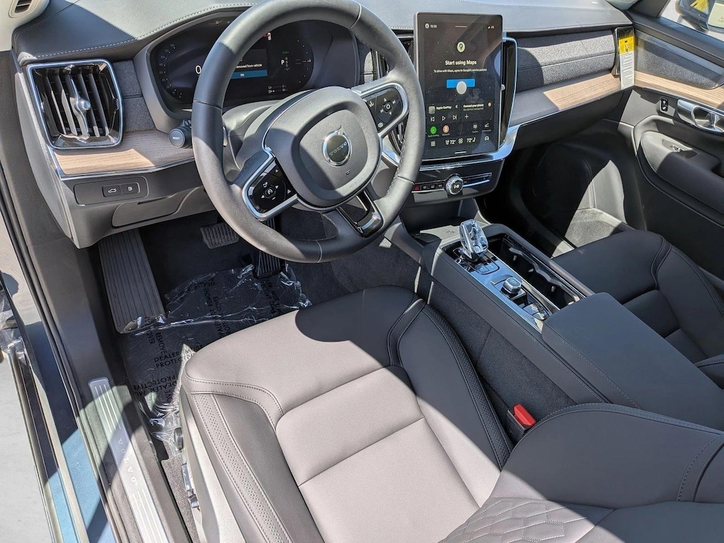New 2026 Volvo XC90 plug-in hybrid Plus SUV