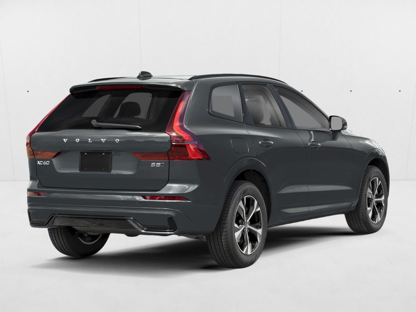 2026 Volvo XC60 photo 2
