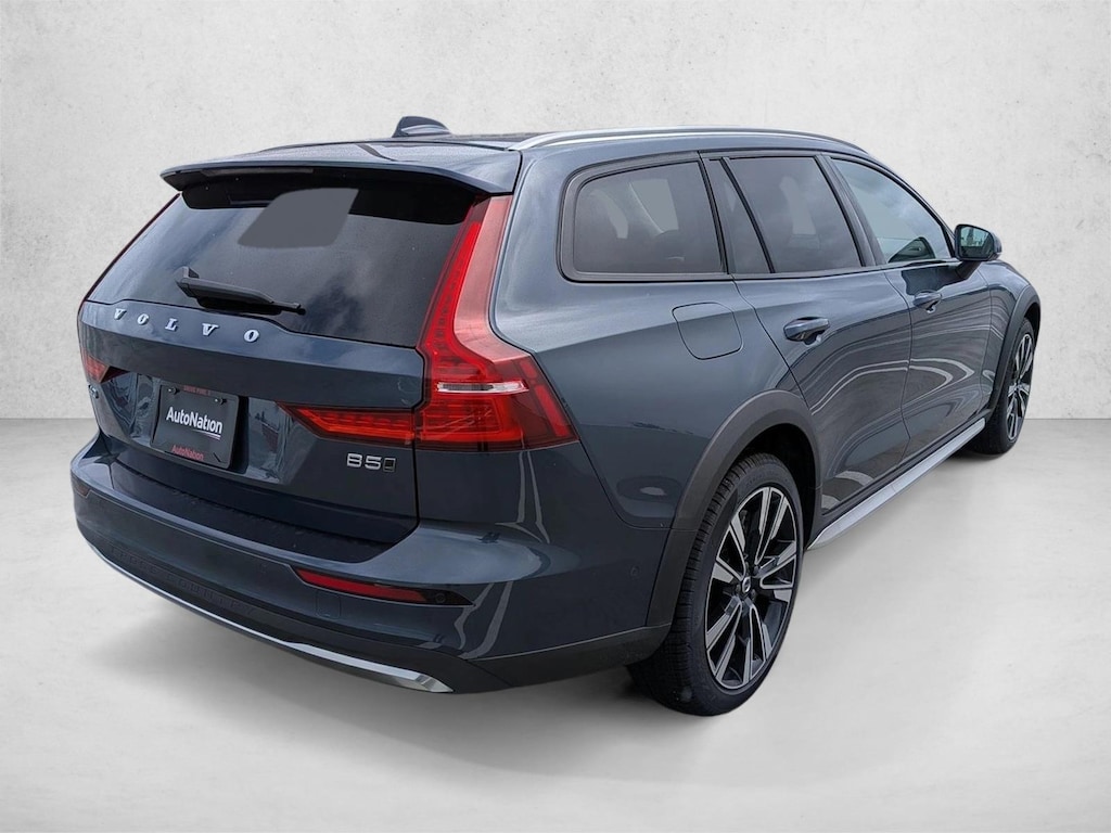 New 2026 Volvo V60 Cross Country Ultra Wagon
