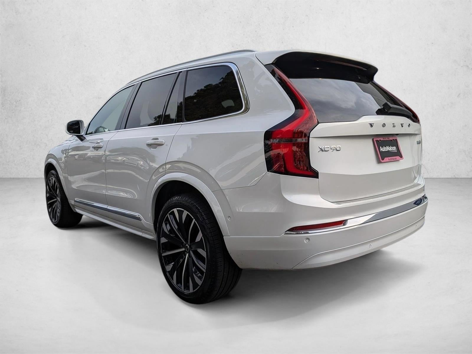 2026 Volvo XC90 B6 Plus 7-Seater photo 6