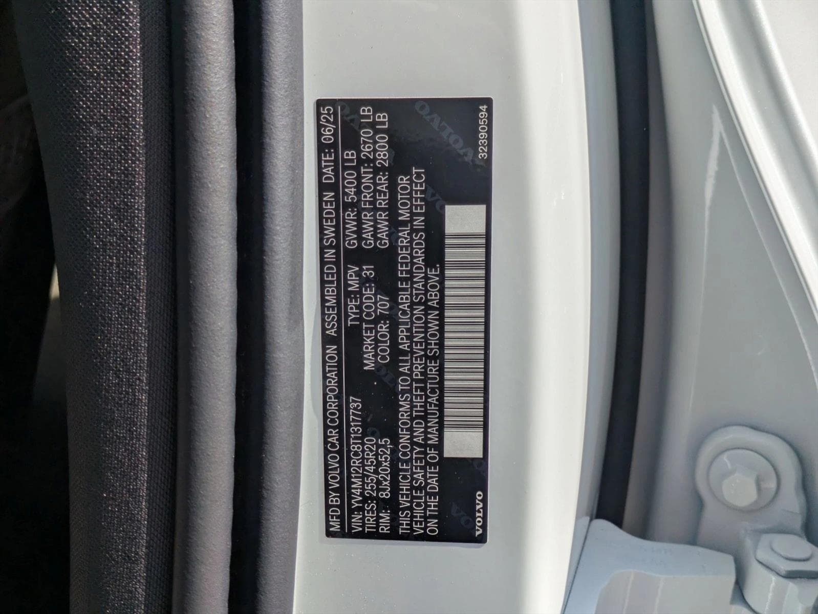 2026 Volvo XC60 Plus - Photo 26
