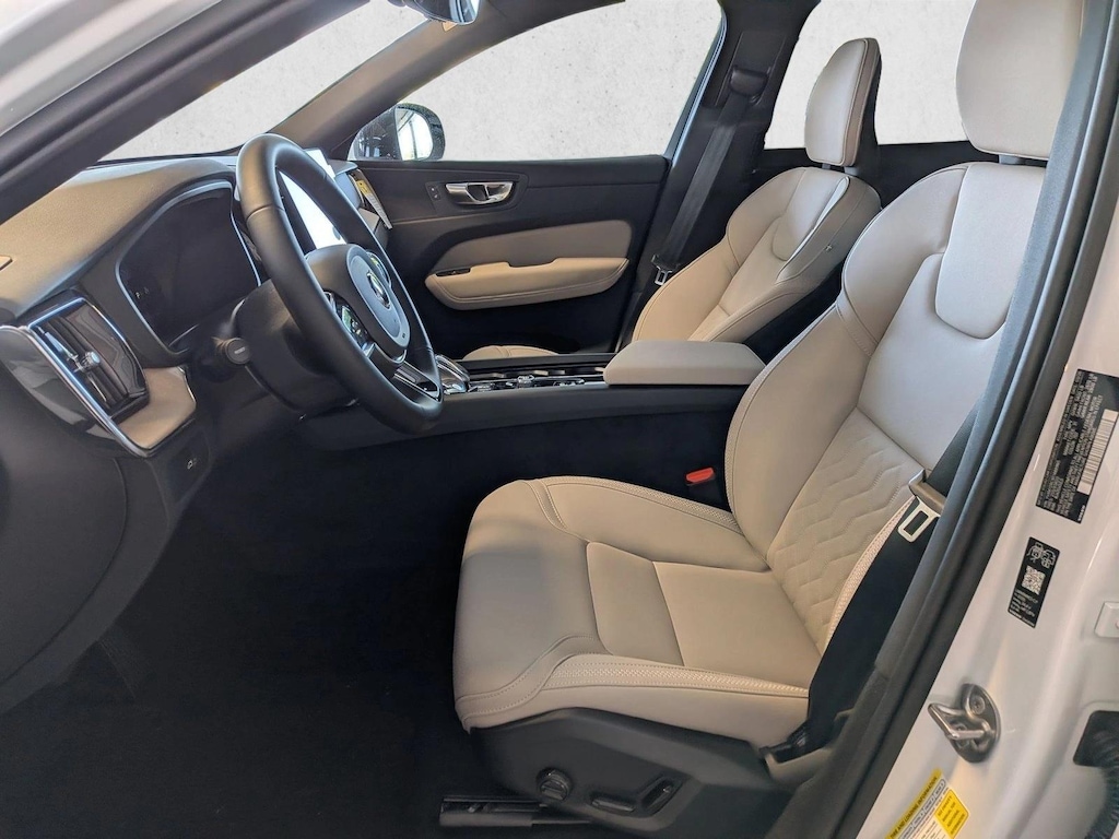 New 2026 Volvo XC60 Plus SUV