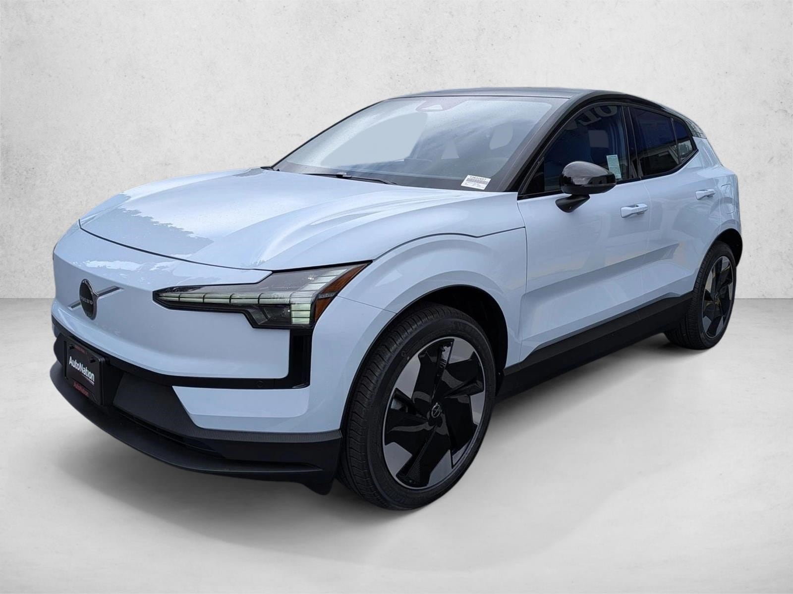 2026 Volvo EX30 Twin Motor Performance Plus's photo