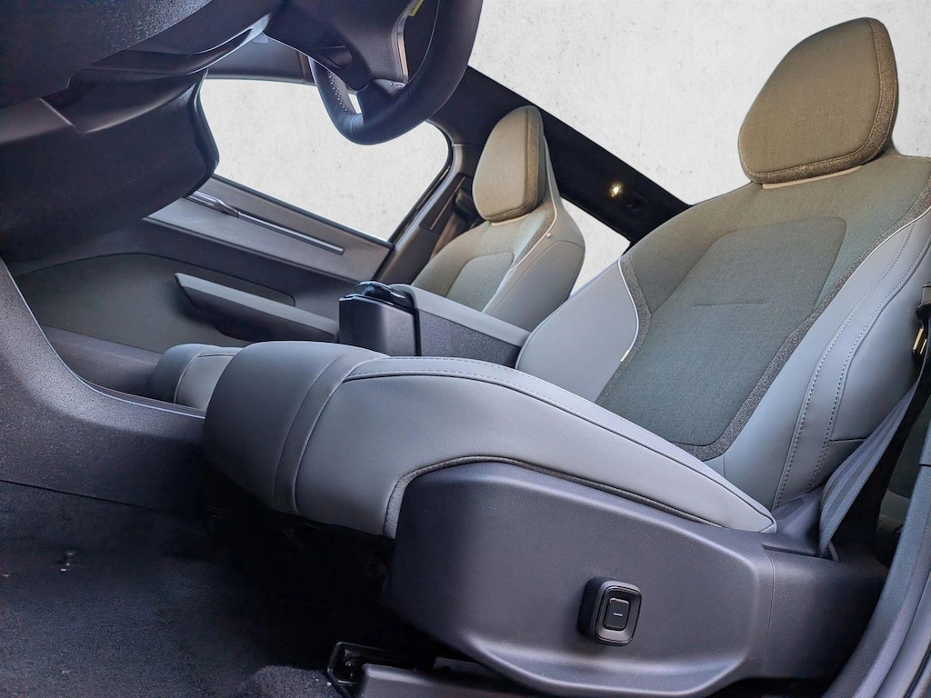 New 2026 Volvo EX30 Plus SUV