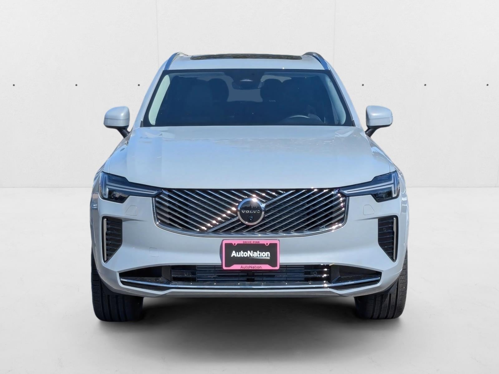 2026 Volvo XC90 plug-in hybrid Plus photo 6