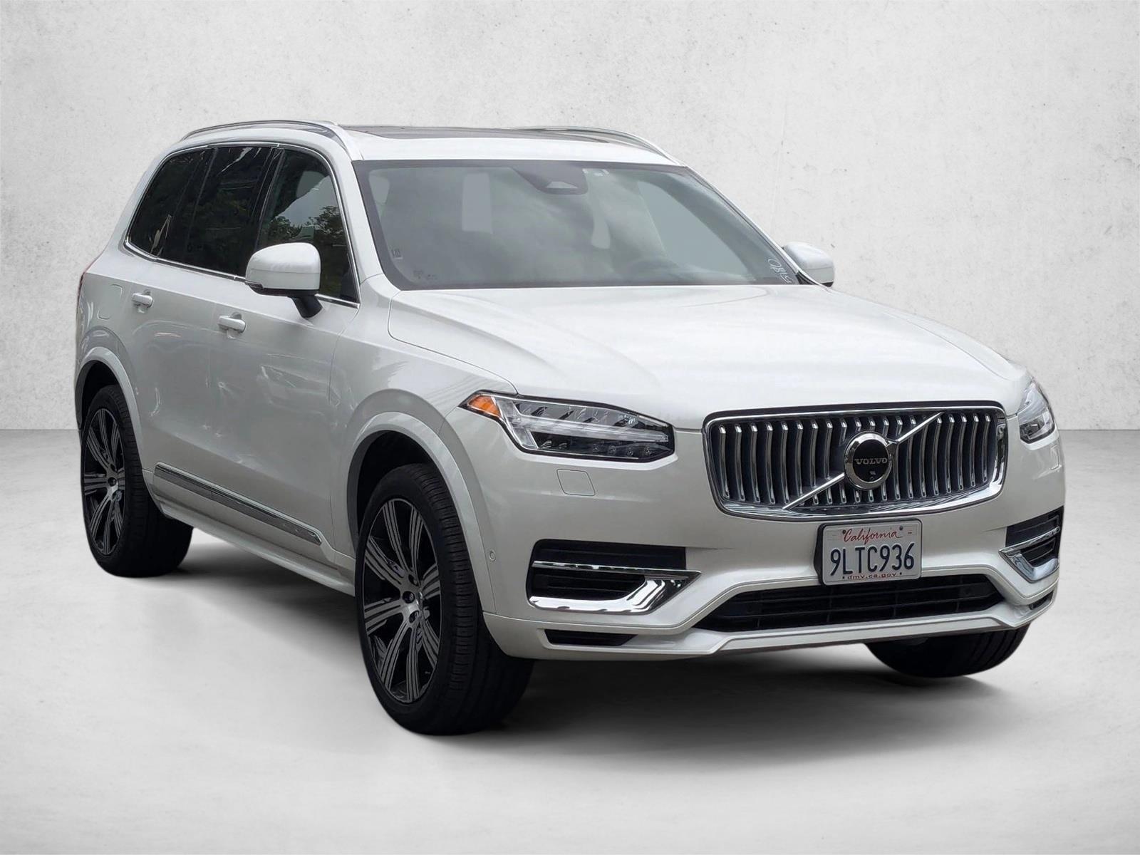 2024 Volvo XC90 Recharge T8 Ultimate photo 3