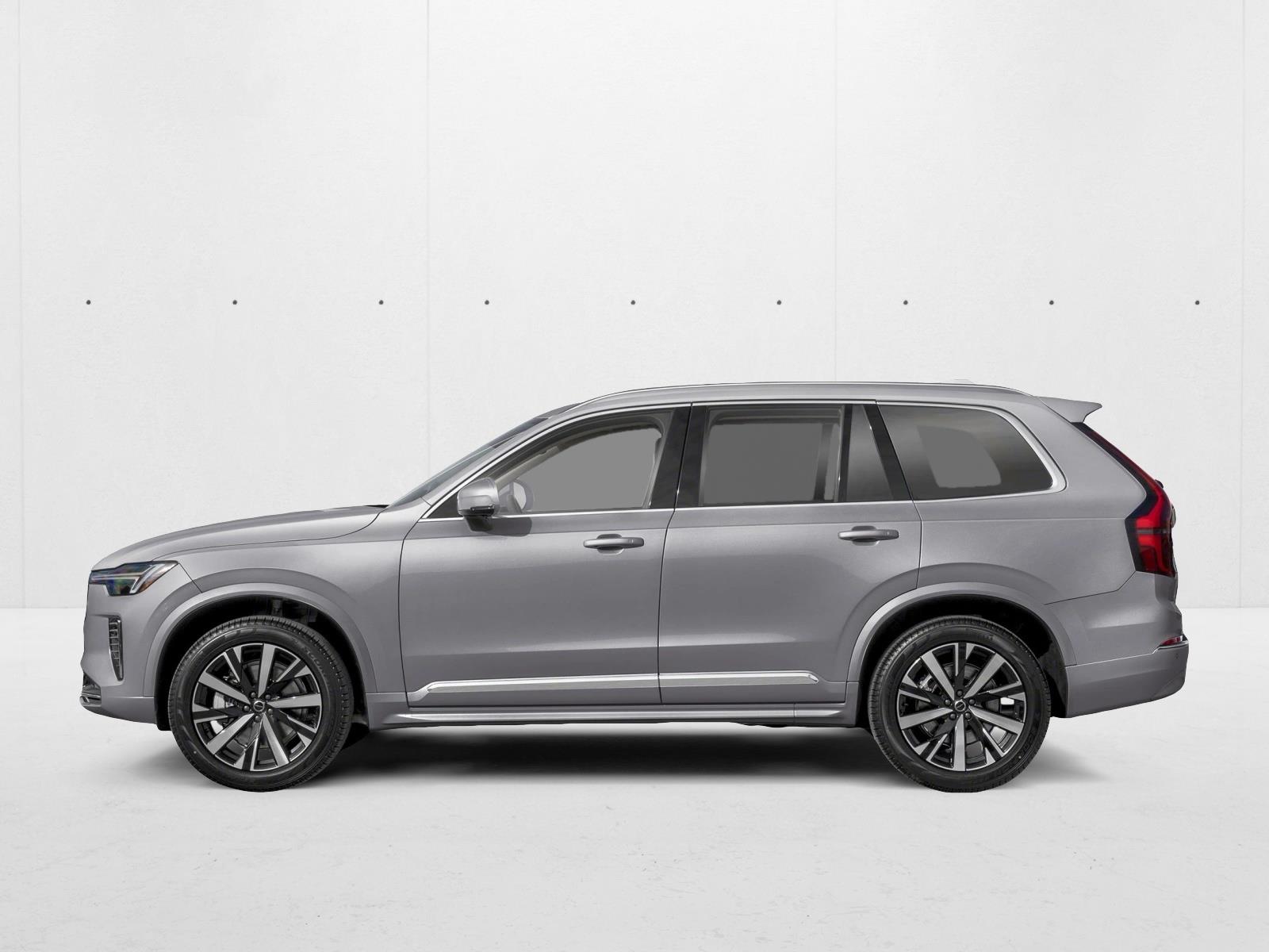 2026 Volvo XC90 Core photo 3