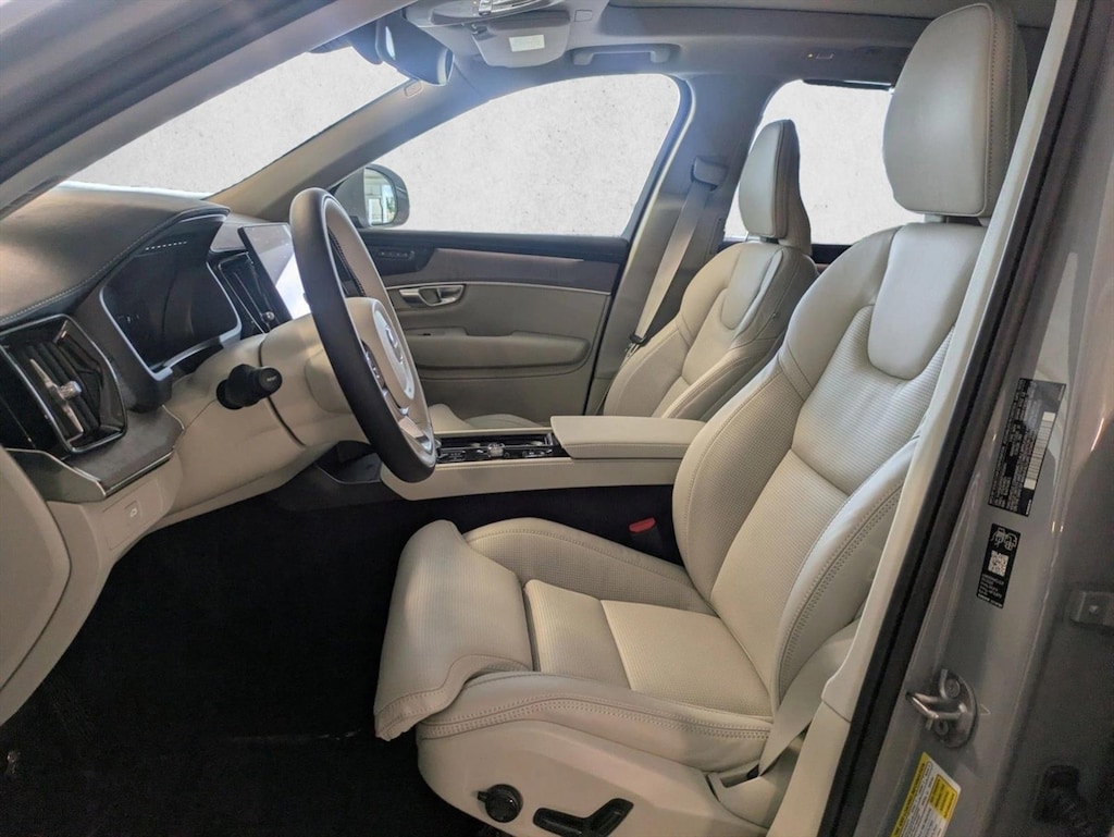 New 2026 Volvo XC90 Ultra SUV