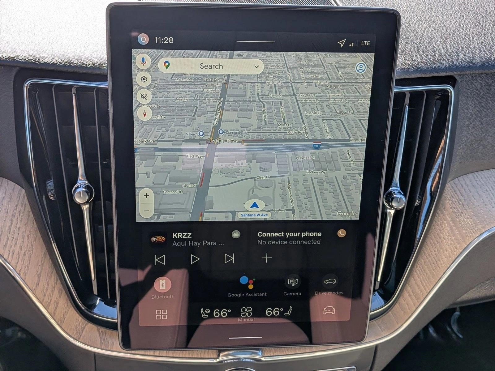 2026 Volvo XC60 Plus - Photo 14
