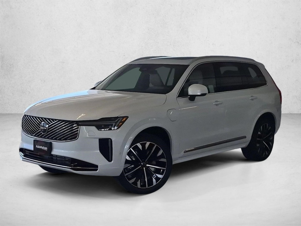 Used 2026 Volvo XC90 plug-in hybrid Plus SUV