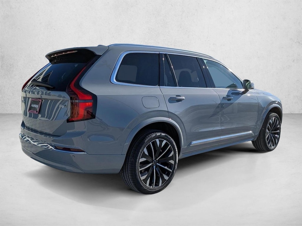 New 2026 Volvo XC90 Ultra SUV