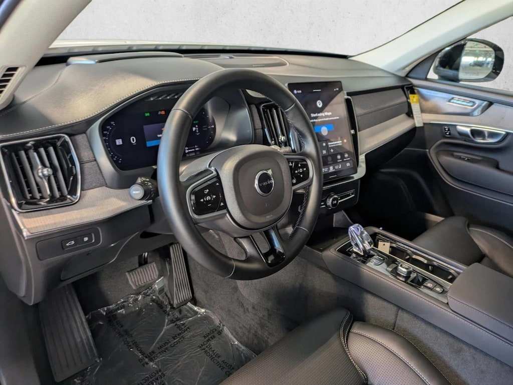 New 2026 Volvo XC90 plug-in hybrid Ultra Dark Theme SUV