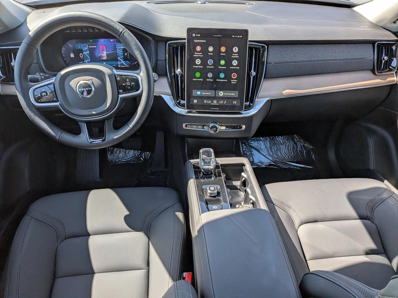 2026 Volvo XC90 Core - Photo 18