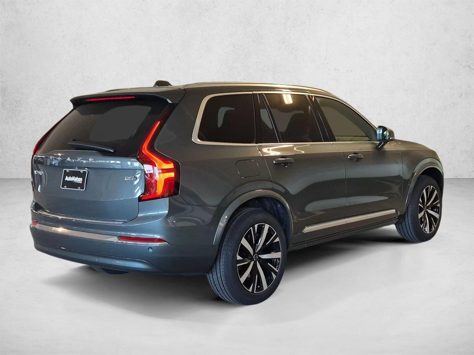 New 2027 Volvo XC90 Core SUV