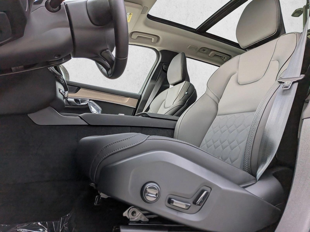 New 2026 Volvo XC90 Plus SUV