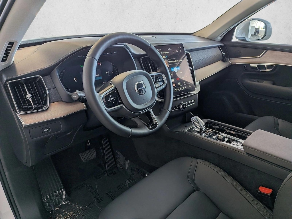 New 2026 Volvo XC90 Core SUV
